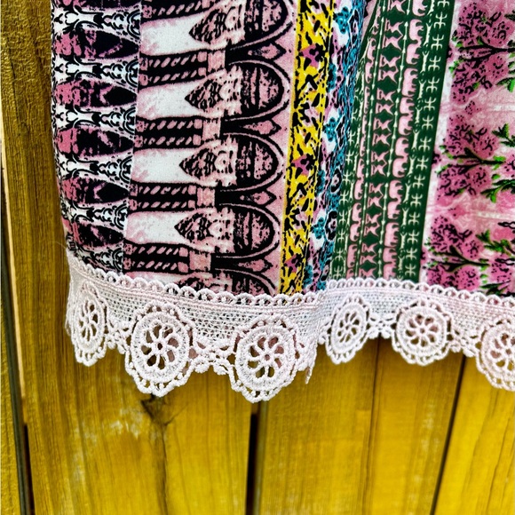 NWT Charming Charlie Lace Trimmed Pink Blush Dress 3/4 sleeve Sz. Small - Picture 11 of 11